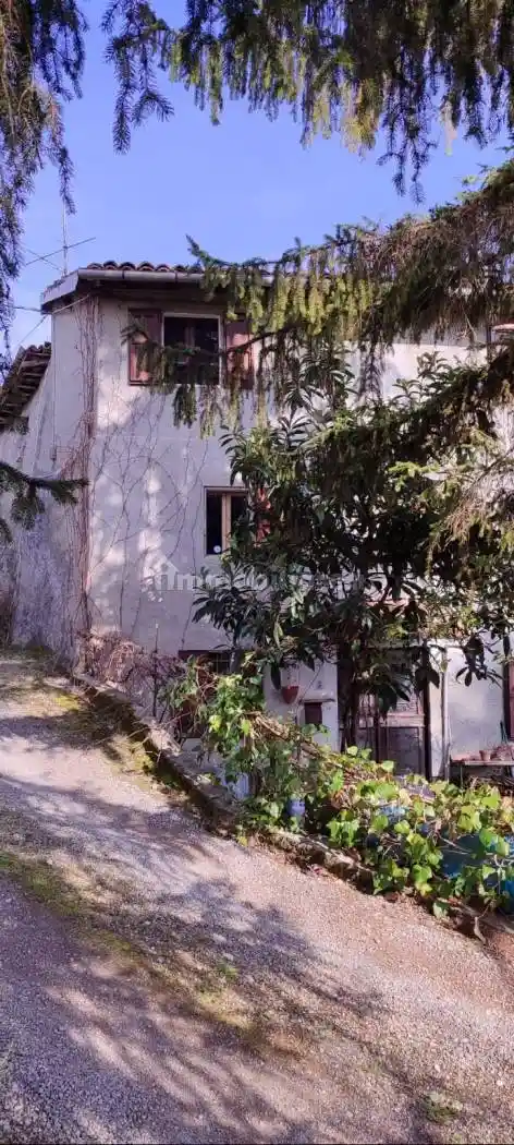 Rustico - Casale in vendita a Baiso