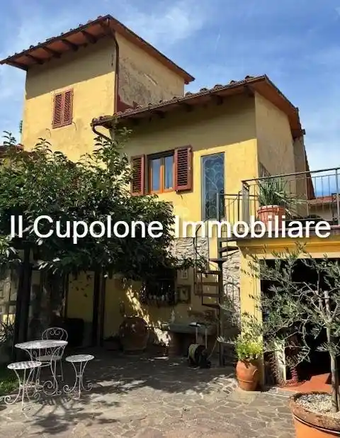 Casa indipendente in vendita a Greve in Chianti