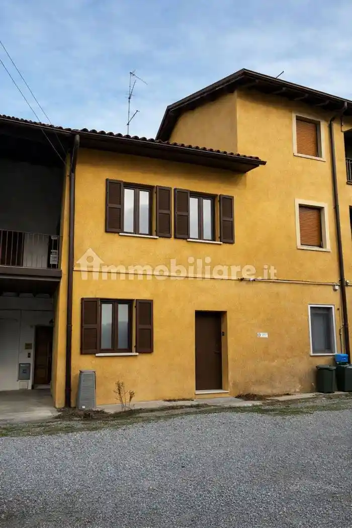 Rustico - Casale in vendita a Giussano