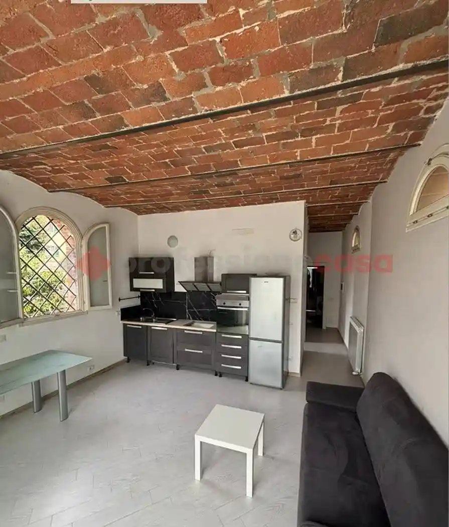 Rustico - Casale in vendita a Reggello