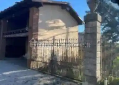 Palazzo - Stabile in vendita a Rezzato