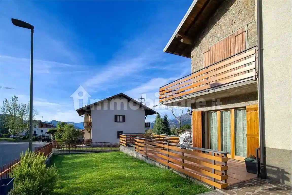 Appartamento in vendita a Castione della Presolana