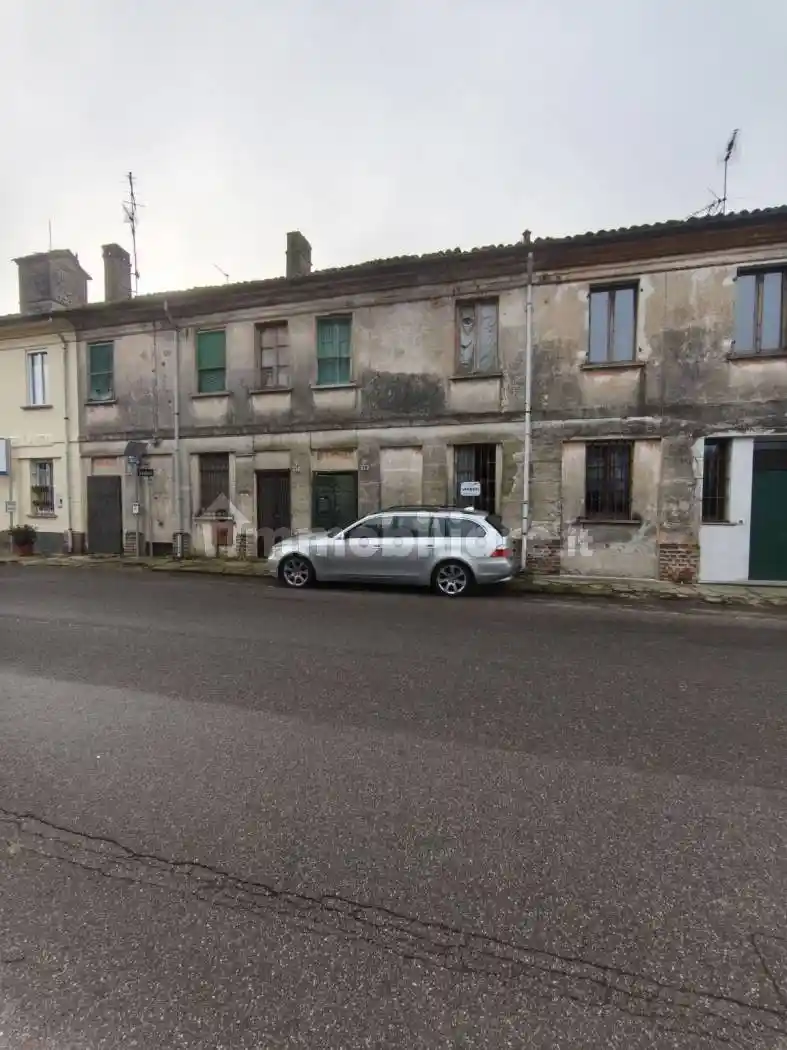 Rustico - Casale in vendita a Torre d'Isola