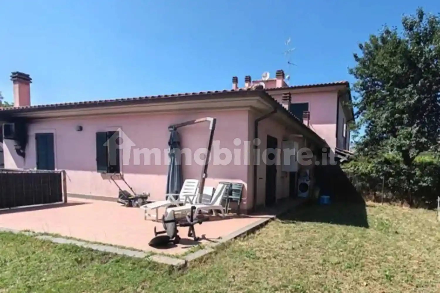 Appartamento in vendita a Capranica