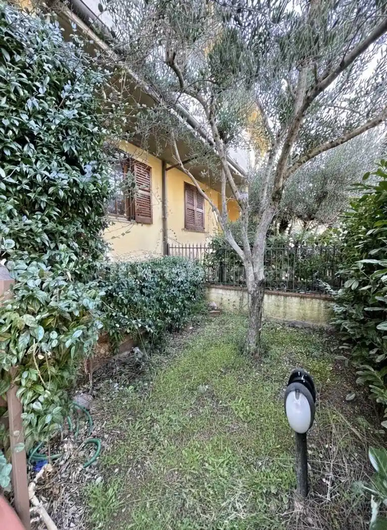 Villa in vendita a Prato