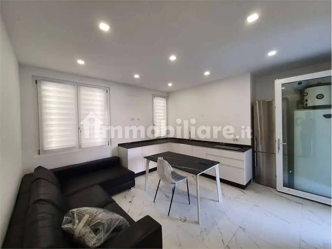 Appartamento in affitto a Como