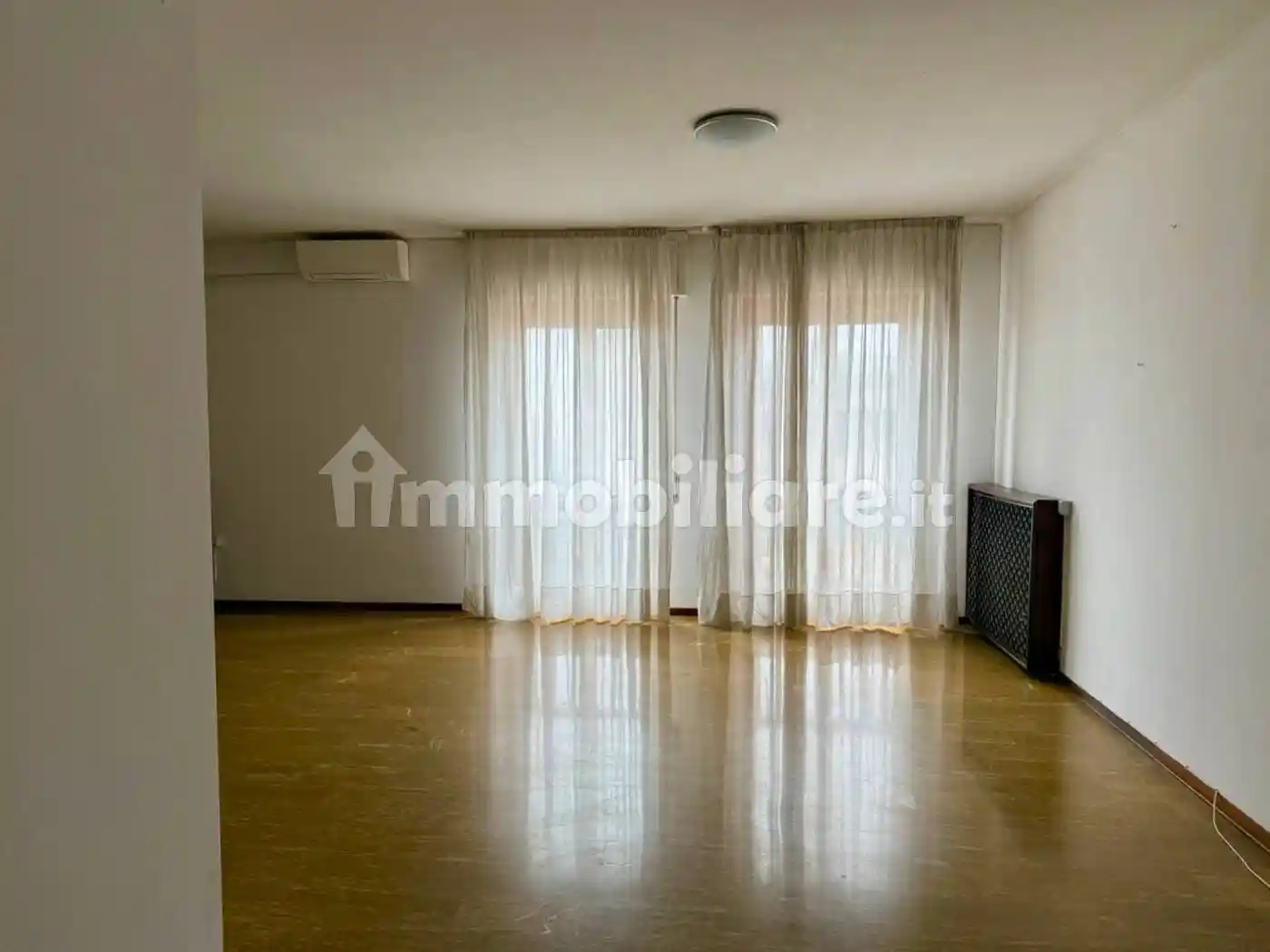 Appartamento in affitto a Pavia