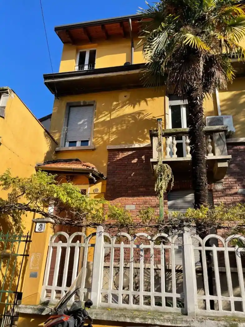 Villa in vendita a Milano