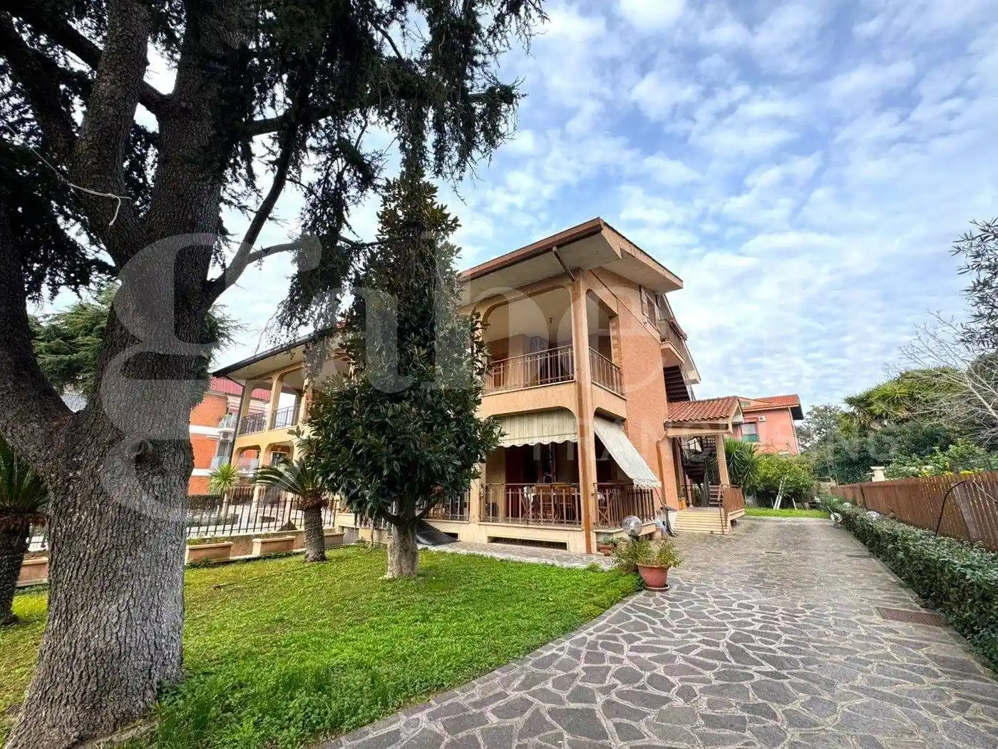 Villa in vendita a Marino