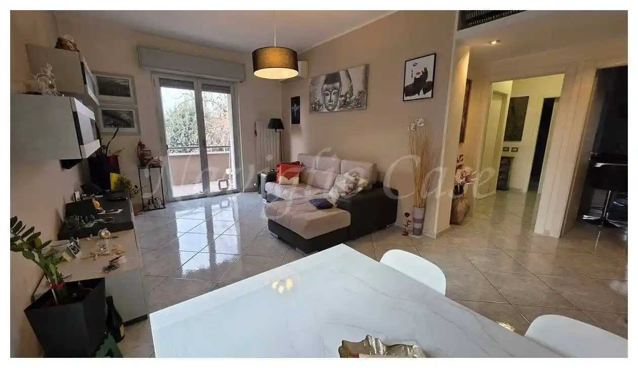 Appartamento in vendita a Caponago