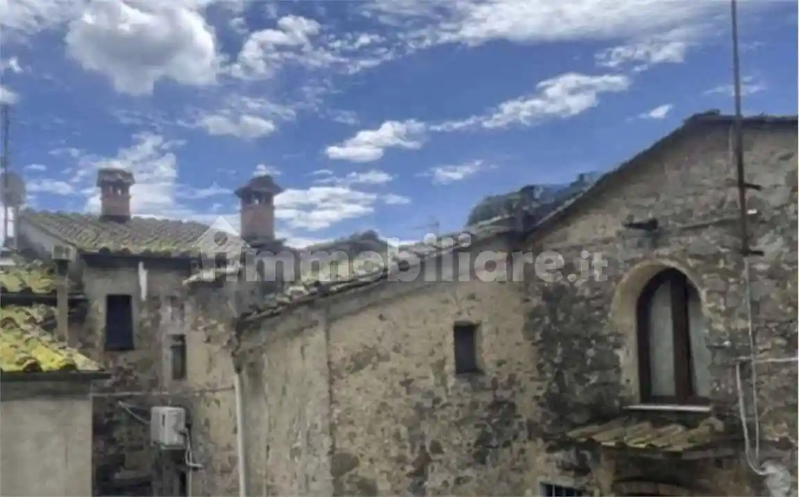 Casa indipendente in vendita a Pistoia
