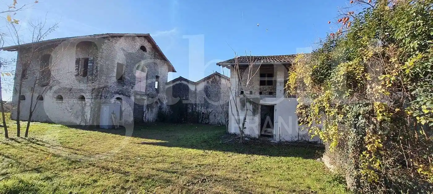 Rustico - Casale in vendita a Basiliano