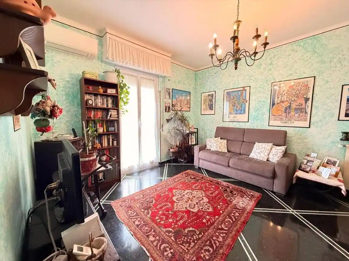 Appartamento in vendita a Genova