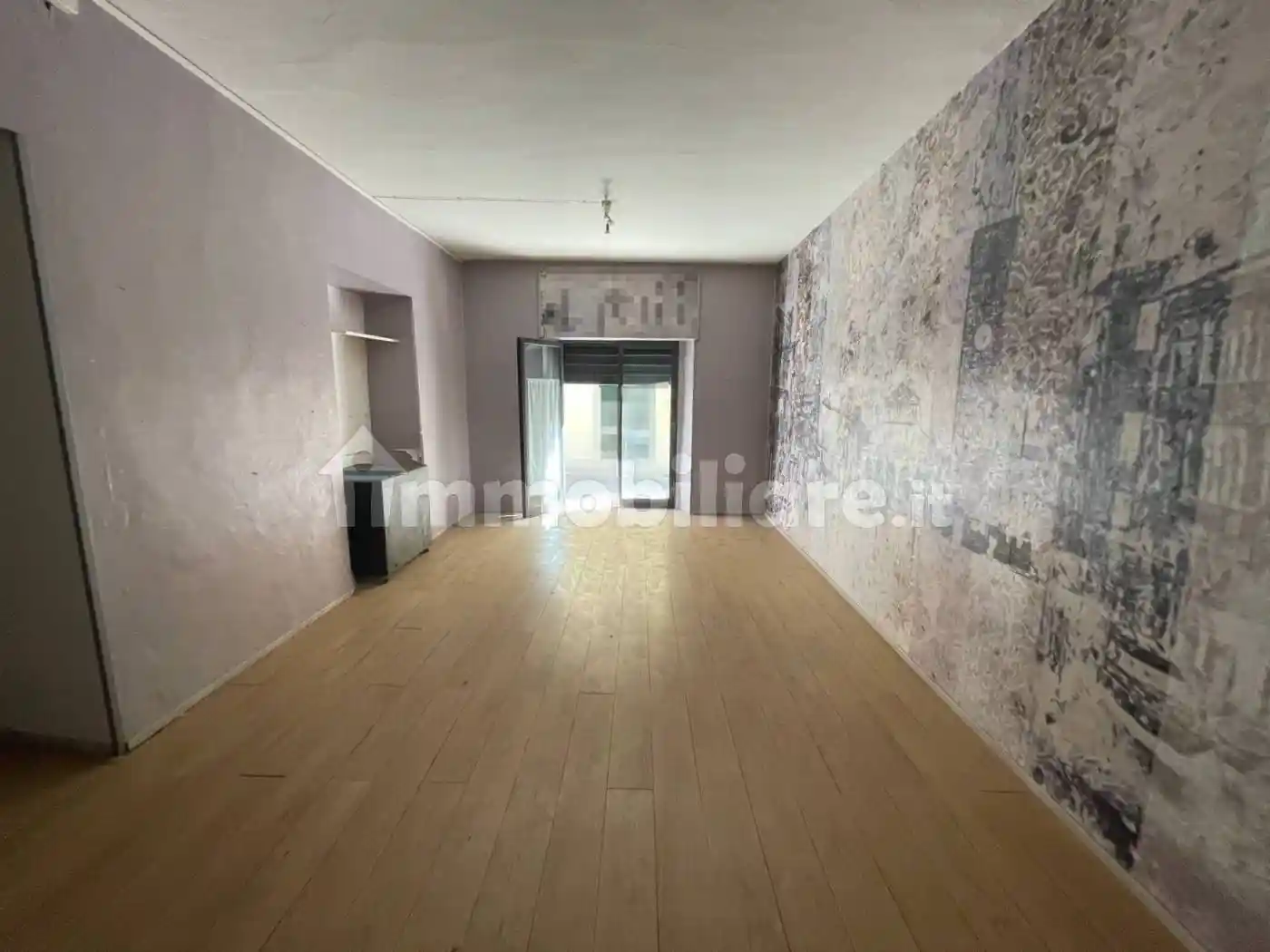 Palazzo - Edificio in vendita a Reggello