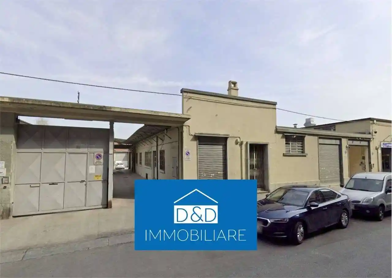 Palazzo - Stabile in vendita a Torino