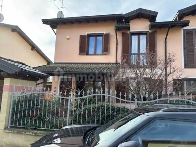 Villa in vendita a Mortara