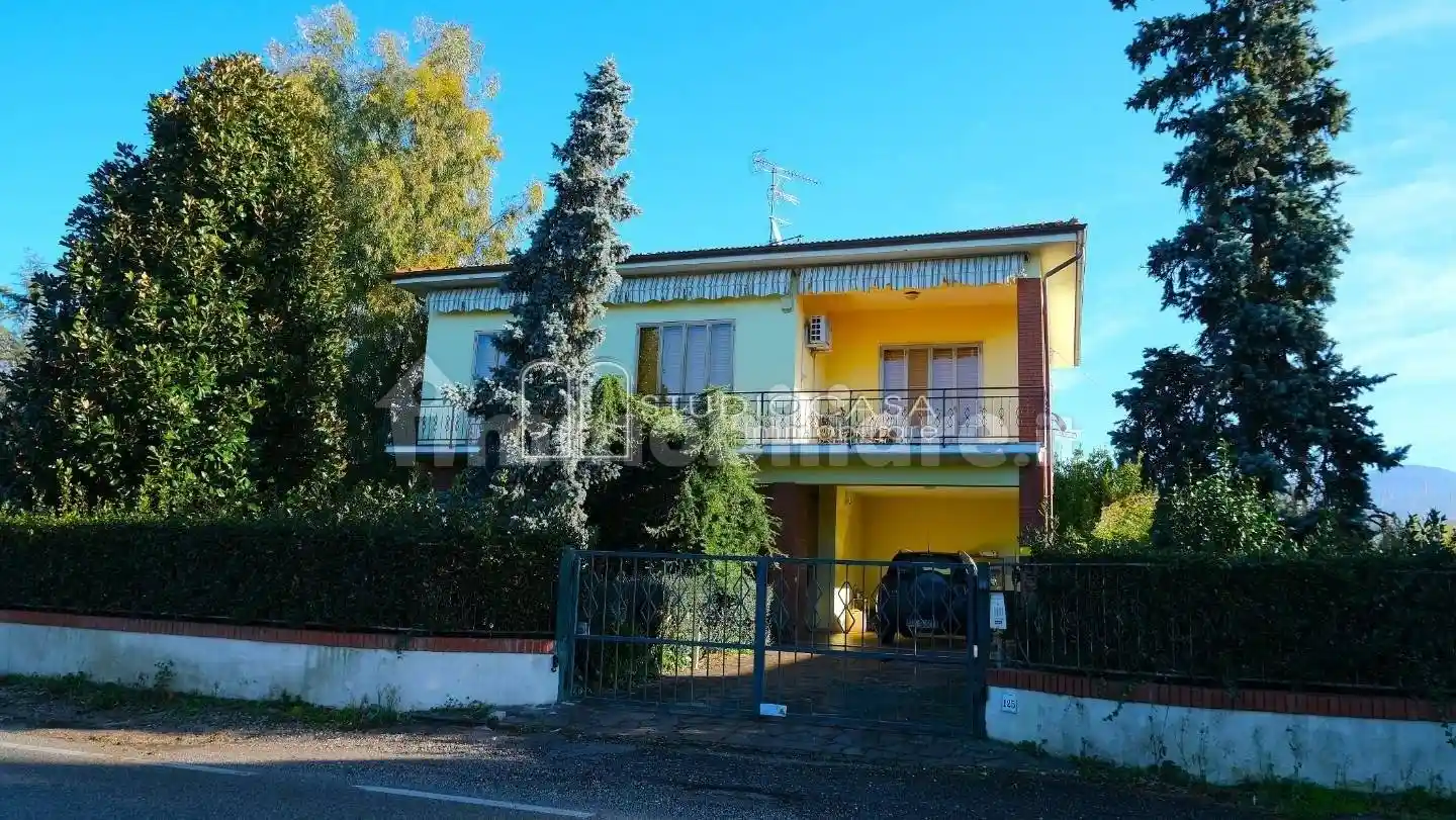 Casa indipendente in vendita a San Giuliano Terme