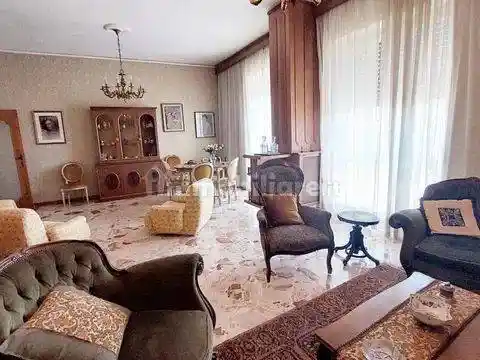 Appartamento in vendita a Eboli