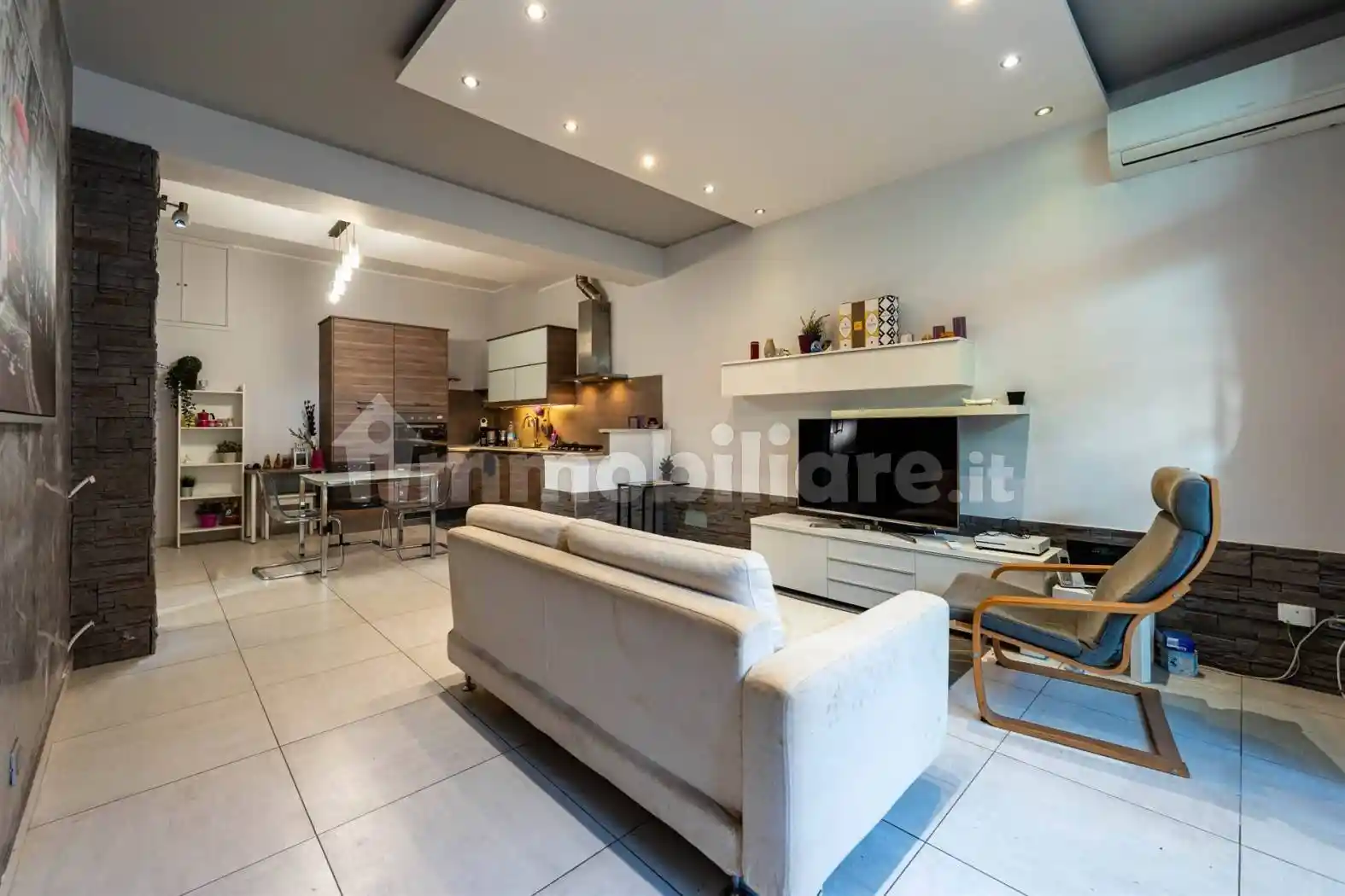 Appartamento in vendita a Valverde