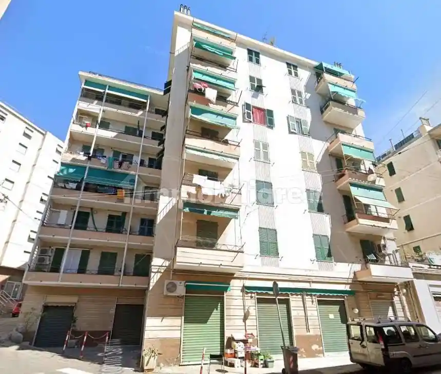 Appartamento in vendita a Genova