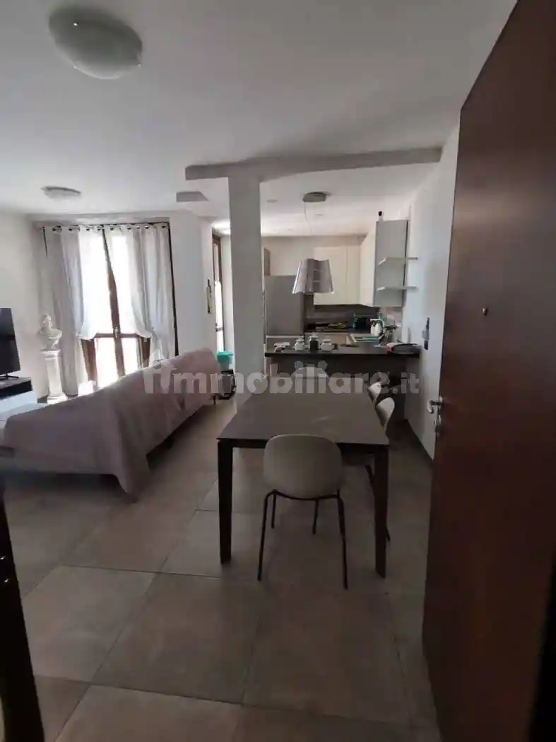 Appartamento in vendita a Seregno