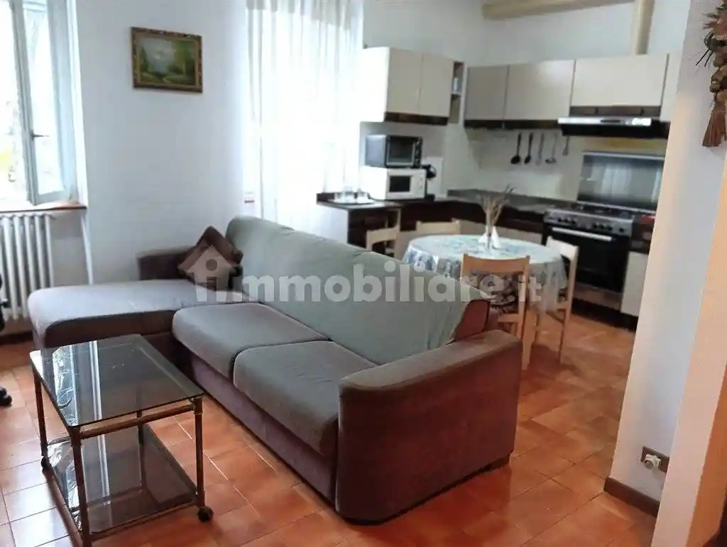 Appartamento in vendita a Castello di Brianza