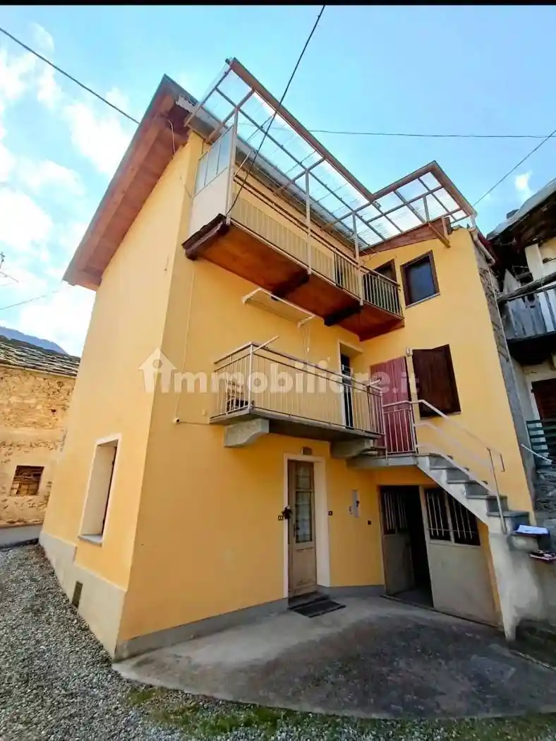 Villa in vendita a Paesana