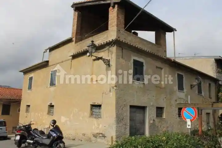 Casa indipendente in vendita a Garlenda