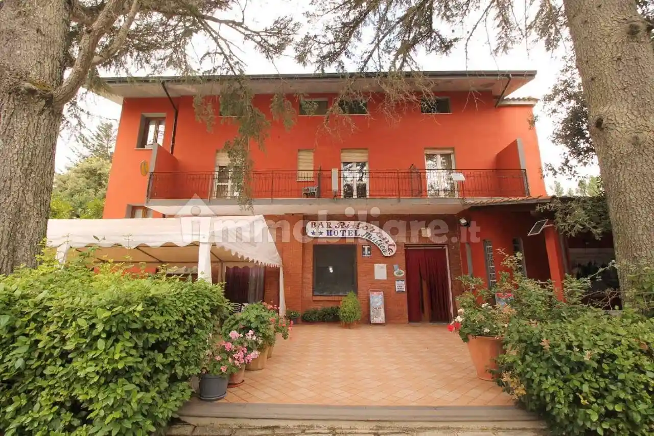 Palazzo - Edificio in vendita a Santu Lussurgiu