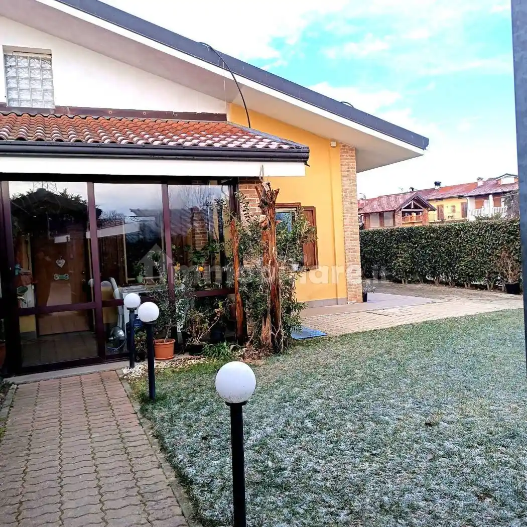 Villa in vendita a Leinì