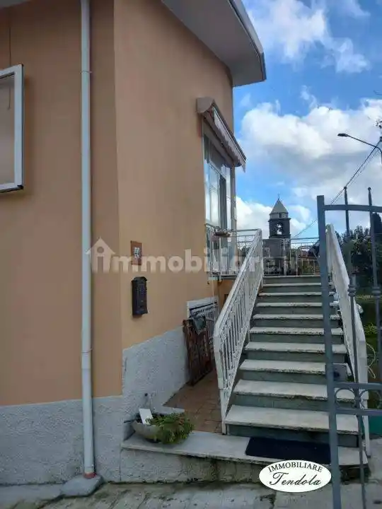 Casa indipendente in vendita a Fosdinovo