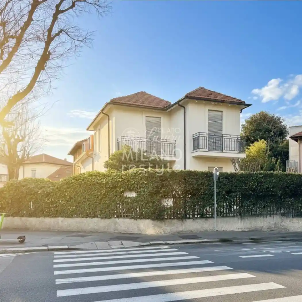 Villetta a schiera in affitto a Milano