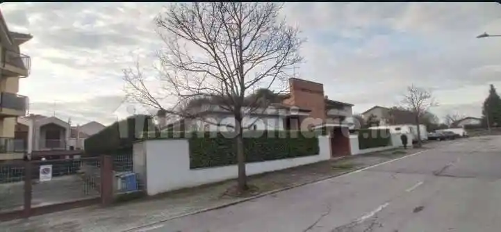 Villa in vendita a Mezzago