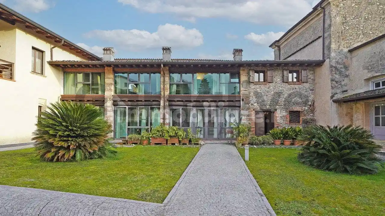 Appartamento in vendita a Salò