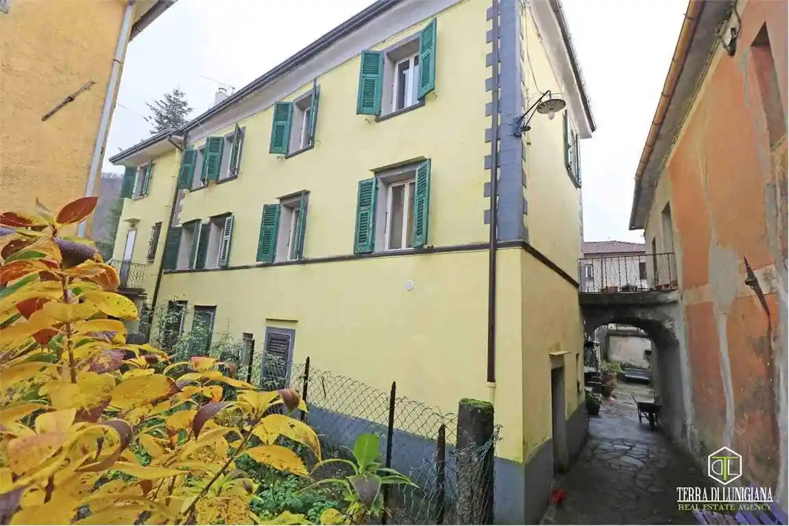 Casa indipendente in vendita a Mulazzo