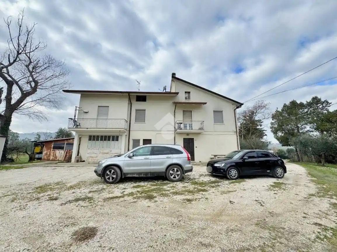 Casa indipendente in vendita a Montegridolfo