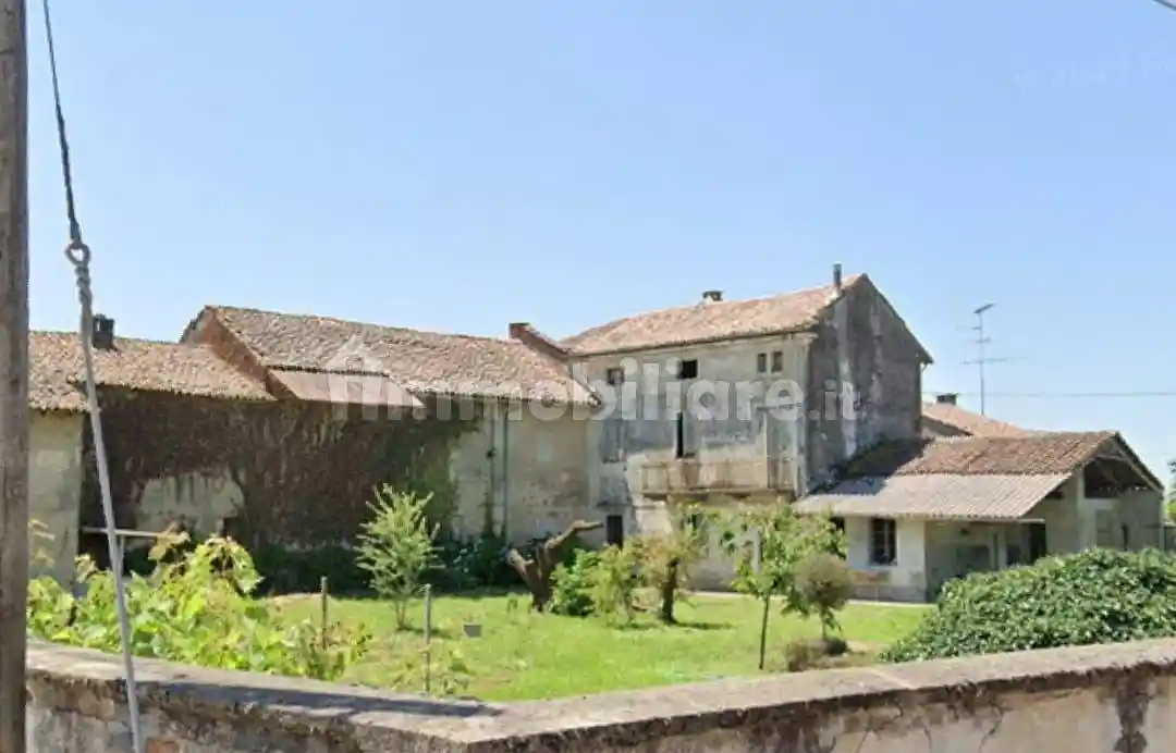 Villa in vendita a Pertengo