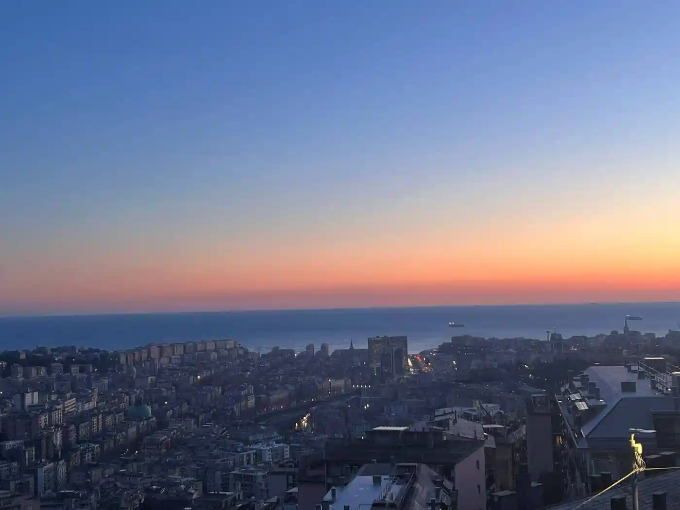 Appartamento in vendita a Genova