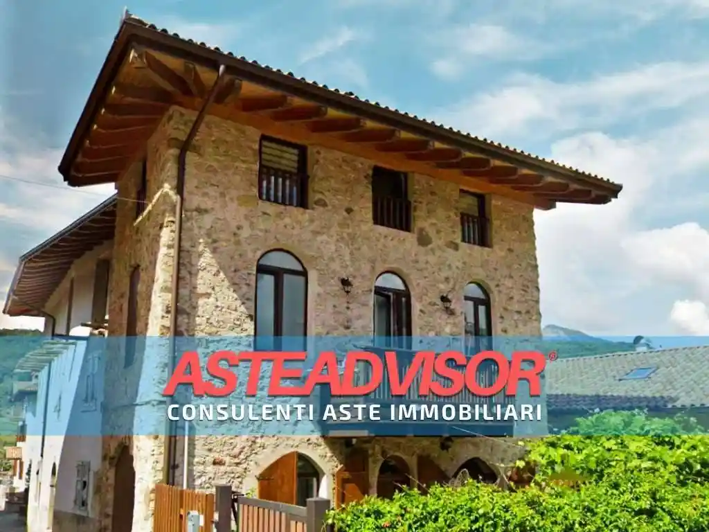 Casa indipendente in vendita a Cavedine