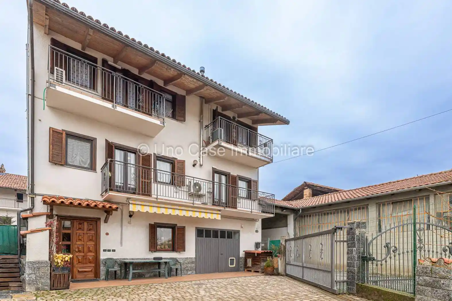 Casa indipendente in vendita a Romano Canavese