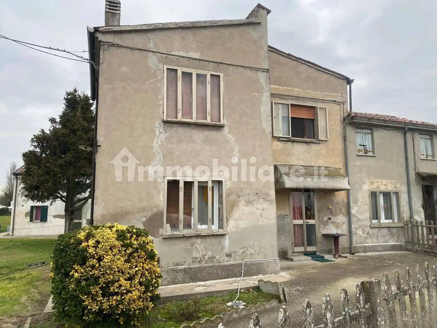 Casa indipendente in vendita a Giacciano con Baruchella