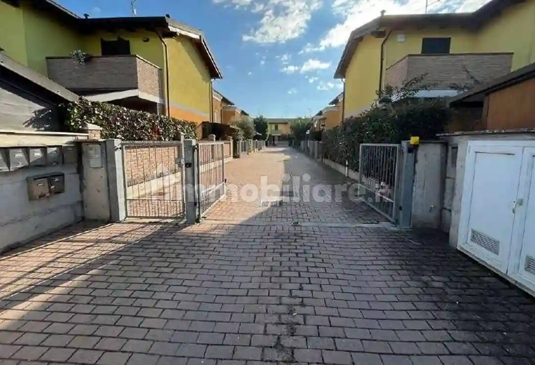 Villetta a schiera - foto 2