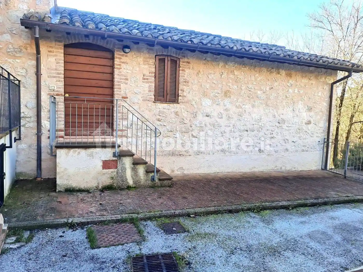 Casa indipendente in vendita a Foligno