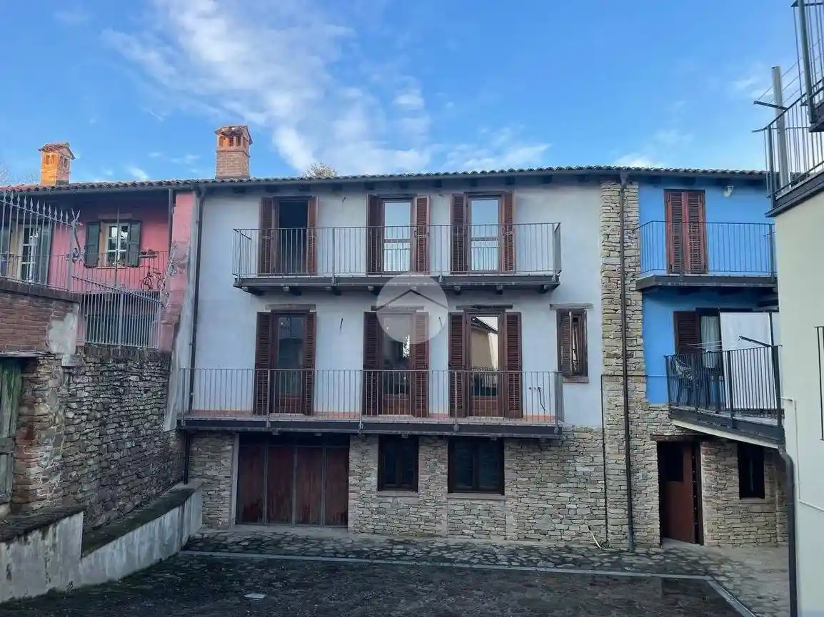 Casa indipendente in vendita a Murazzano