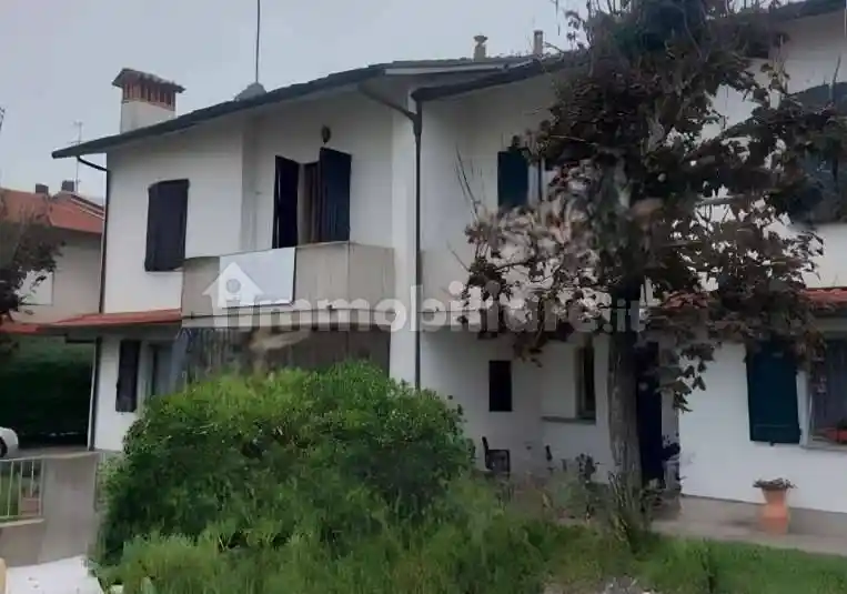 Casa indipendente in vendita a Russi