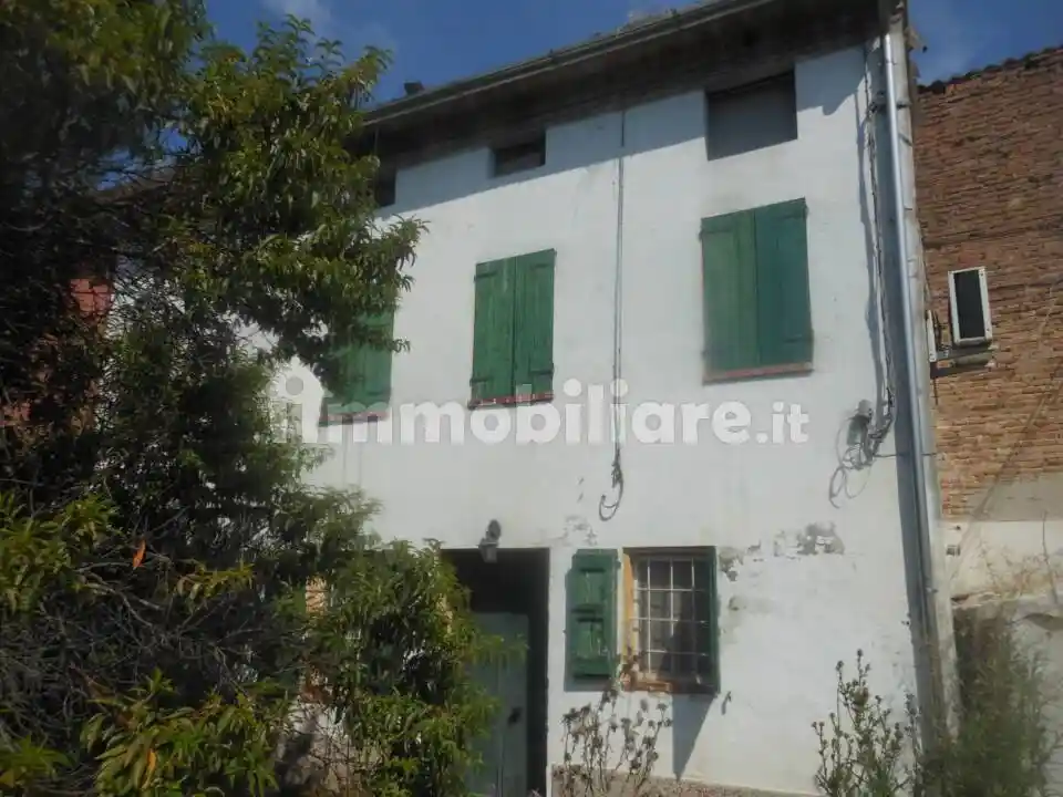 Casa indipendente in vendita a Boretto