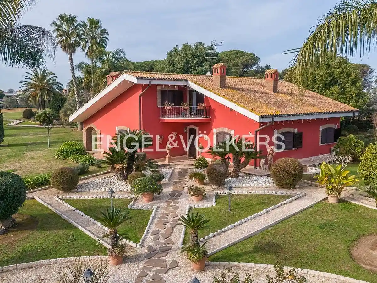 Villa in vendita a Nettuno