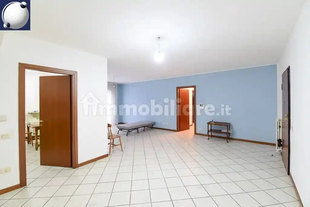 Appartamento in vendita a Erba