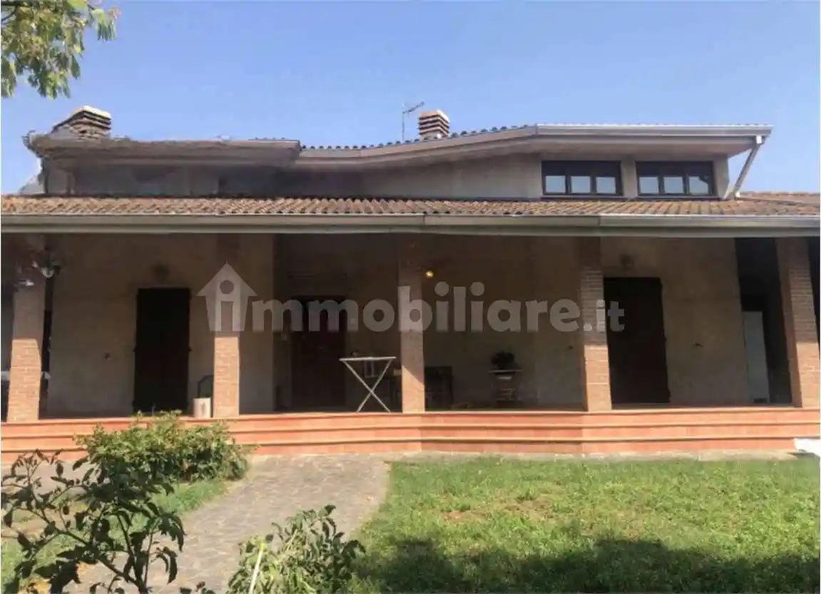 Casa indipendente in vendita a Sissa Trecasali