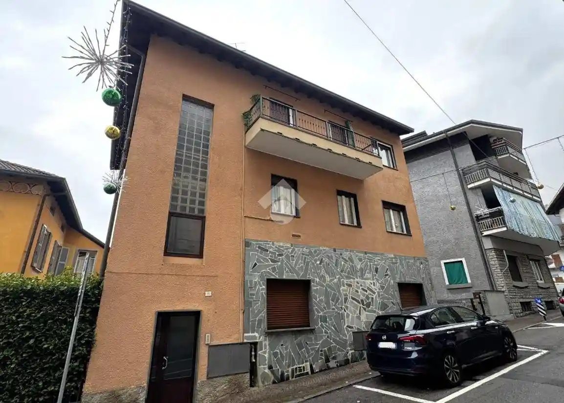 Appartamento in vendita a Cremeno